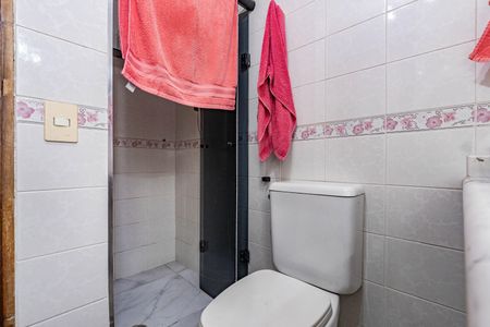 Apartamento à venda com 68m², 2 quartos e 1 vagaBAnheiro