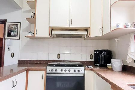 Casa à venda com 400m², 4 quartos e 4 vagasCozinha