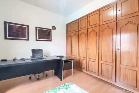 Casa à venda com 400m², 4 quartos e 4 vagasDormitorio