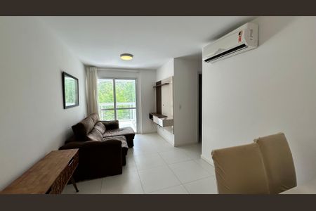 Sala de apartamento para alugar com 2 quartos, 66m² em Recreio dos Bandeirantes, Rio de Janeiro