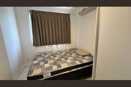 Quarto 1 de apartamento para alugar com 2 quartos, 66m² em Recreio dos Bandeirantes, Rio de Janeiro