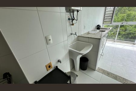Apartamento à venda com 66m², 2 quartos e 1 vaga Apartamento à venda com 66m², 2 quartos e 1 vagaÁrea de Serviço
