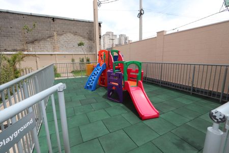 Apartamento para alugar com 32m², 2 quartos e sem vagaÁrea comum - Playground