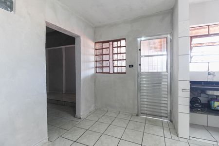 Sala de casa para alugar com 1 quarto, 38m² em Vila Curuçá Velha, São Paulo
