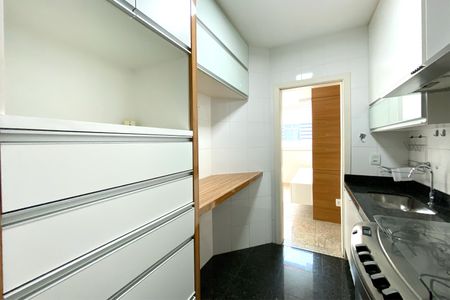 Apartamento para alugar com 90m², 3 quartos e 2 vagasCozinha