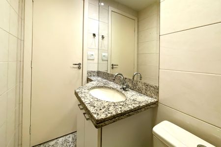 Apartamento para alugar com 90m², 3 quartos e 2 vagasBanheiro