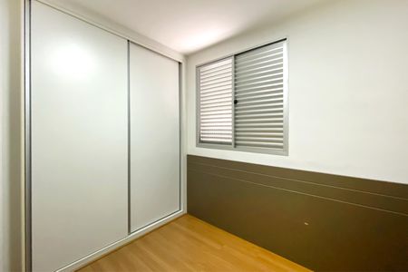 Apartamento para alugar com 90m², 3 quartos e 2 vagasQuarto 2