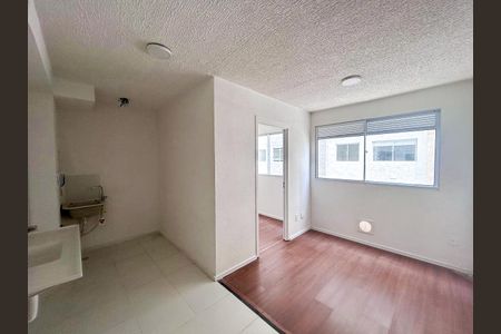 Sala de apartamento para alugar com 2 quartos, 32m² em Jardim Caravelas, São Paulo