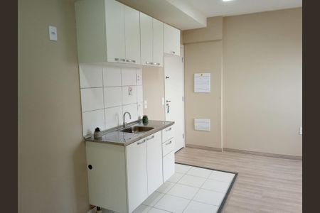 Apartamento à venda com 37m², 2 quartos e 1 vagaFoto 01