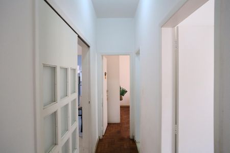 Apartamento à venda com 75m², 3 quartos e sem vaga Apartamento à venda com 75m², 3 quartos e sem vagaCorredor
