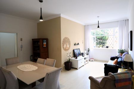Apartamento à venda com 75m², 3 quartos e sem vaga Apartamento à venda com 75m², 3 quartos e sem vagaSala