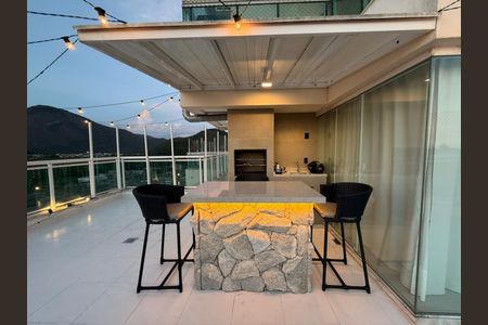 Apartamento para alugar com 197m², 2 quartos e 1 vaga Apartamento para alugar com 197m², 2 quartos e 1 vagaÁrea externa