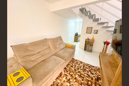 Sala de TV de casa para alugar com 2 quartos, 109m² em Ingleses do Rio Vermelho, Florianópolis