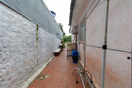 Casa à venda com 183m², 1 quarto e sem vagaÁrea de Serviço e Quintal