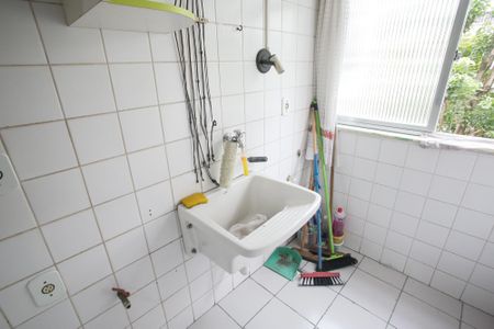 Apartamento à venda com 60m², 2 quartos e 1 vagaÁrea de Serviço