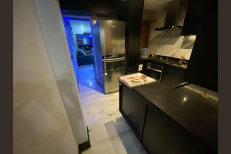 Cozinha de apartamento para alugar com 1 quarto, 60m² em Copacabana, Rio de Janeiro