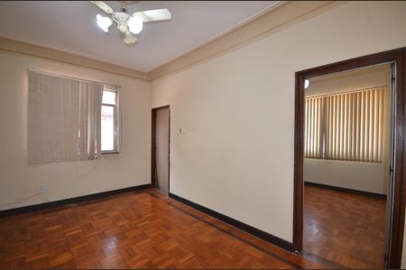 Sala de casa para alugar com 2 quartos, 90m² em Cavalcanti, Rio de Janeiro