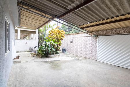 Casa para alugar com 320m², 2 quartos e 3 vagasÁrea externa