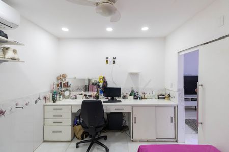 Quarto 1 de casa para alugar com 2 quartos, 320m² em Campo Grande, Rio de Janeiro