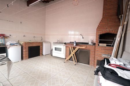 Casa para alugar com 335m², 4 quartos e 4 vagas Casa para alugar com 335m², 4 quartos e 4 vagasÁrea Gourmet e Área de Serviço