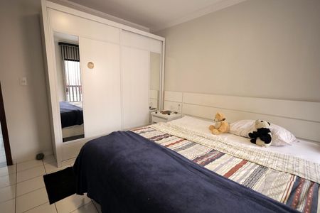 Casa para alugar com 335m², 4 quartos e 4 vagas Casa para alugar com 335m², 4 quartos e 4 vagasQuarto Suíte 1