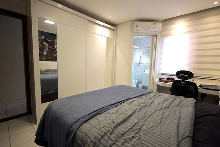Casa para alugar com 335m², 4 quartos e 4 vagas Casa para alugar com 335m², 4 quartos e 4 vagasQuarto Suíte 2