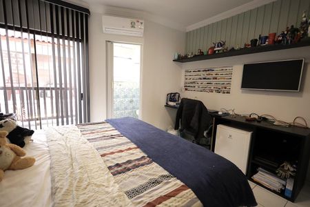 Casa para alugar com 335m², 4 quartos e 4 vagas Casa para alugar com 335m², 4 quartos e 4 vagasQuarto Suíte 1