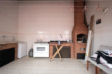 Casa para alugar com 335m², 4 quartos e 4 vagas Casa para alugar com 335m², 4 quartos e 4 vagasÁrea Gourmet e Área de Serviço