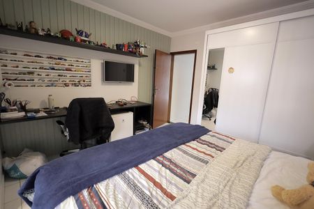 Casa para alugar com 335m², 4 quartos e 4 vagas Casa para alugar com 335m², 4 quartos e 4 vagasQuarto Suíte 1