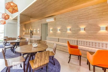 Apartamento para alugar com 66m², 2 quartos e 1 vagaÁrea comum - Salão de festas