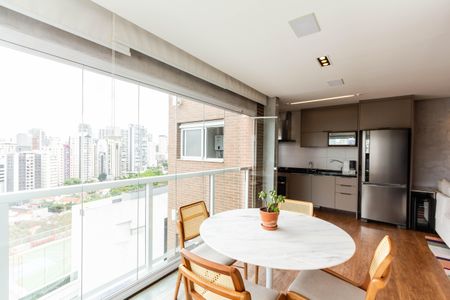Sala de apartamento para alugar com 2 quartos, 66m² em Vila Olímpia, São Paulo