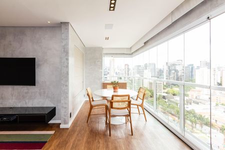 Apartamento para alugar com 66m², 2 quartos e 1 vagaSala