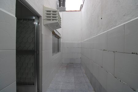 Casa para alugar com 90m², 2 quartos e 1 vagaÁrea de serviço