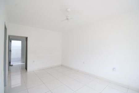 Sala de casa à venda com 2 quartos, 90m² em Taquara, Rio de Janeiro