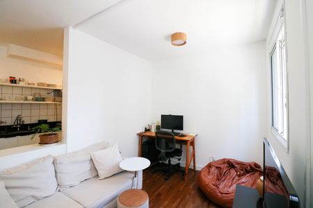 Sala de apartamento para alugar com 1 quarto, 34m² em Santo Amaro, São Paulo