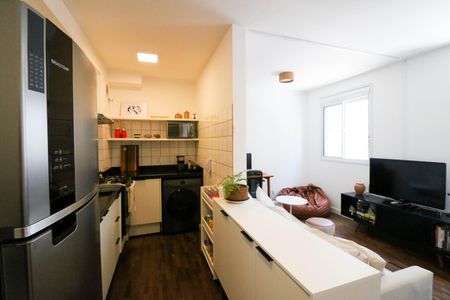 Cozinha de apartamento para alugar com 1 quarto, 34m² em Santo Amaro, São Paulo