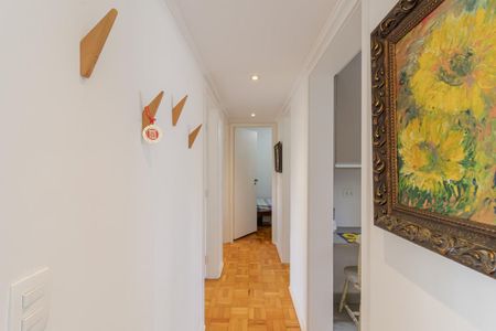 Corredor de apartamento à venda com 3 quartos, 76m² em Moema, São Paulo