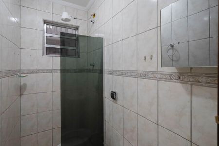 Banheiro de casa para alugar com 1 quarto, 40m² em Jardim Peri, São Paulo