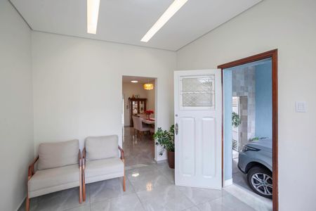 Casa à venda com 200m², 3 quartos e 2 vagasSala 1