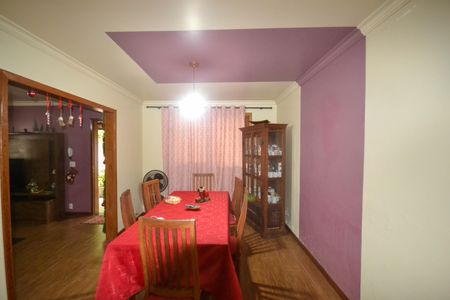 Sala de casa para alugar com 3 quartos, 199m² em Luz, Nova Iguaçu