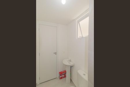 Apartamento à venda com 44m², 2 quartos e 1 vaga Apartamento à venda com 44m², 2 quartos e 1 vagaBanheiro
