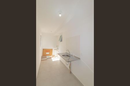 Apartamento à venda com 44m², 2 quartos e 1 vaga Apartamento à venda com 44m², 2 quartos e 1 vagaCozinha e Área de Serviço