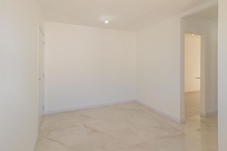 Apartamento à venda com 44m², 2 quartos e 1 vaga Apartamento à venda com 44m², 2 quartos e 1 vagaSala
