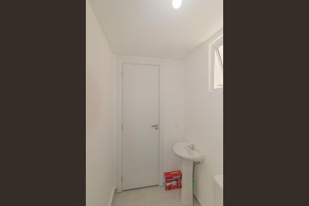 Apartamento à venda com 44m², 2 quartos e 1 vaga Apartamento à venda com 44m², 2 quartos e 1 vagaBanheiro