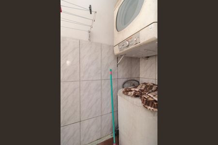 Apartamento à venda com 69m², 2 quartos e sem vagaCozinha e Área de Serviço