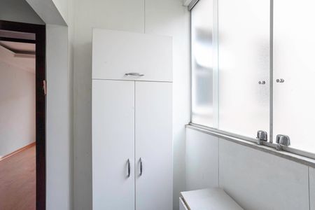 Apartamento à venda com 75m², 3 quartos e 1 vaga Apartamento à venda com 75m², 3 quartos e 1 vagaÁrea de serviço