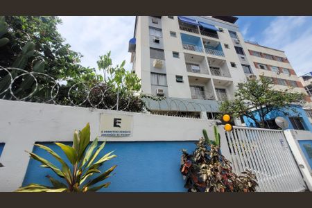 Apartamento para alugar com 48m², 2 quartos e 1 vagaFachada