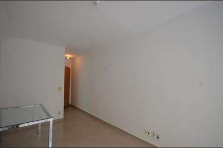 Sala de apartamento para alugar com 2 quartos, 48m² em Campinho, Rio de Janeiro