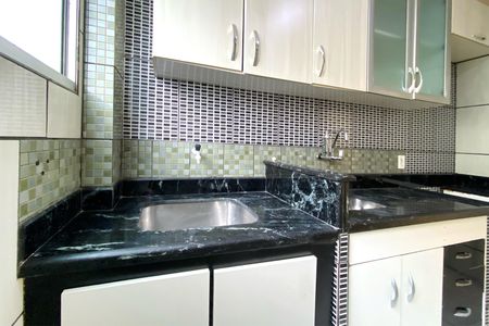 Apartamento à venda com 64m², 3 quartos e 1 vaga Apartamento à venda com 64m², 3 quartos e 1 vagaÁrea de Serviço