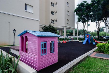Apartamento à venda com 74m², 3 quartos e 2 vagasÁrea comum - Playground